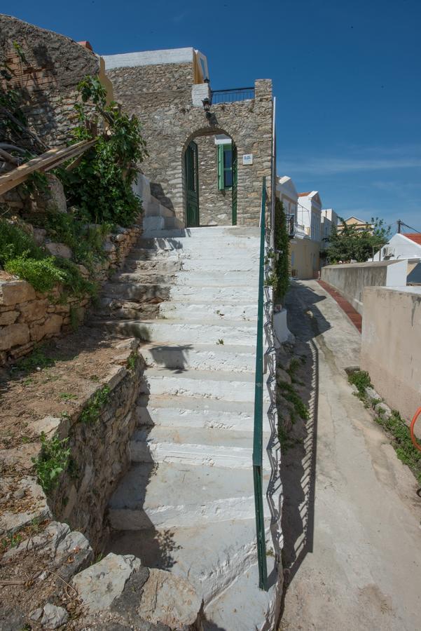 סימי Kyklameno Apartment מראה חיצוני תמונה